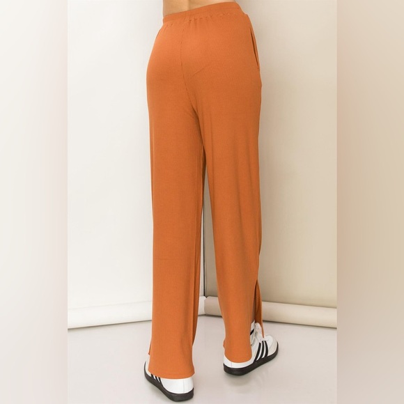 226B-RUST Ribbed Slit Side Wide Let Pants - Picture 4 of 5